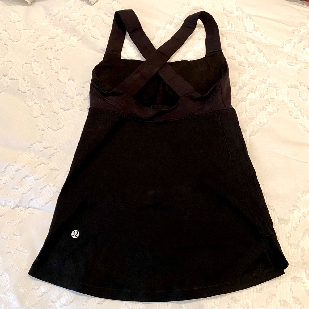 Lululemon tank